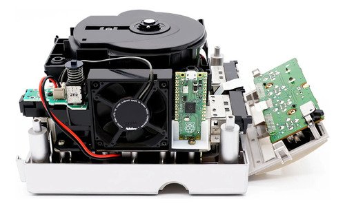 Vista superior del soporte de montaje negro para GameCube Picoboot mostrando diseño de precisión